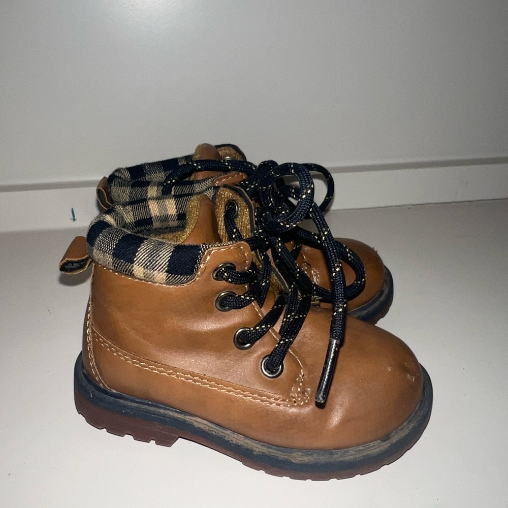 Boys OshKosh Brown Boots